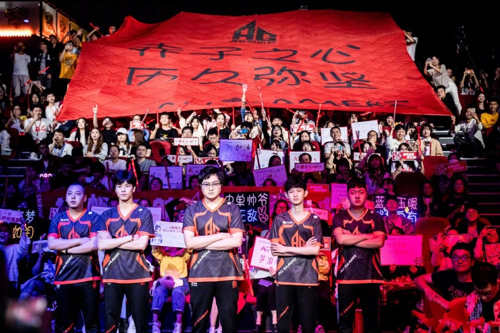 中尤为显现