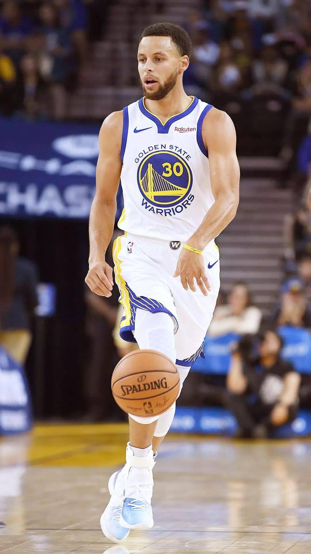 随着新一届 随着新一届