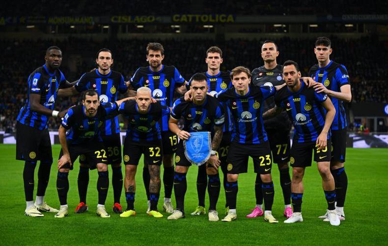 与纽卡斯尔 与纽卡斯尔