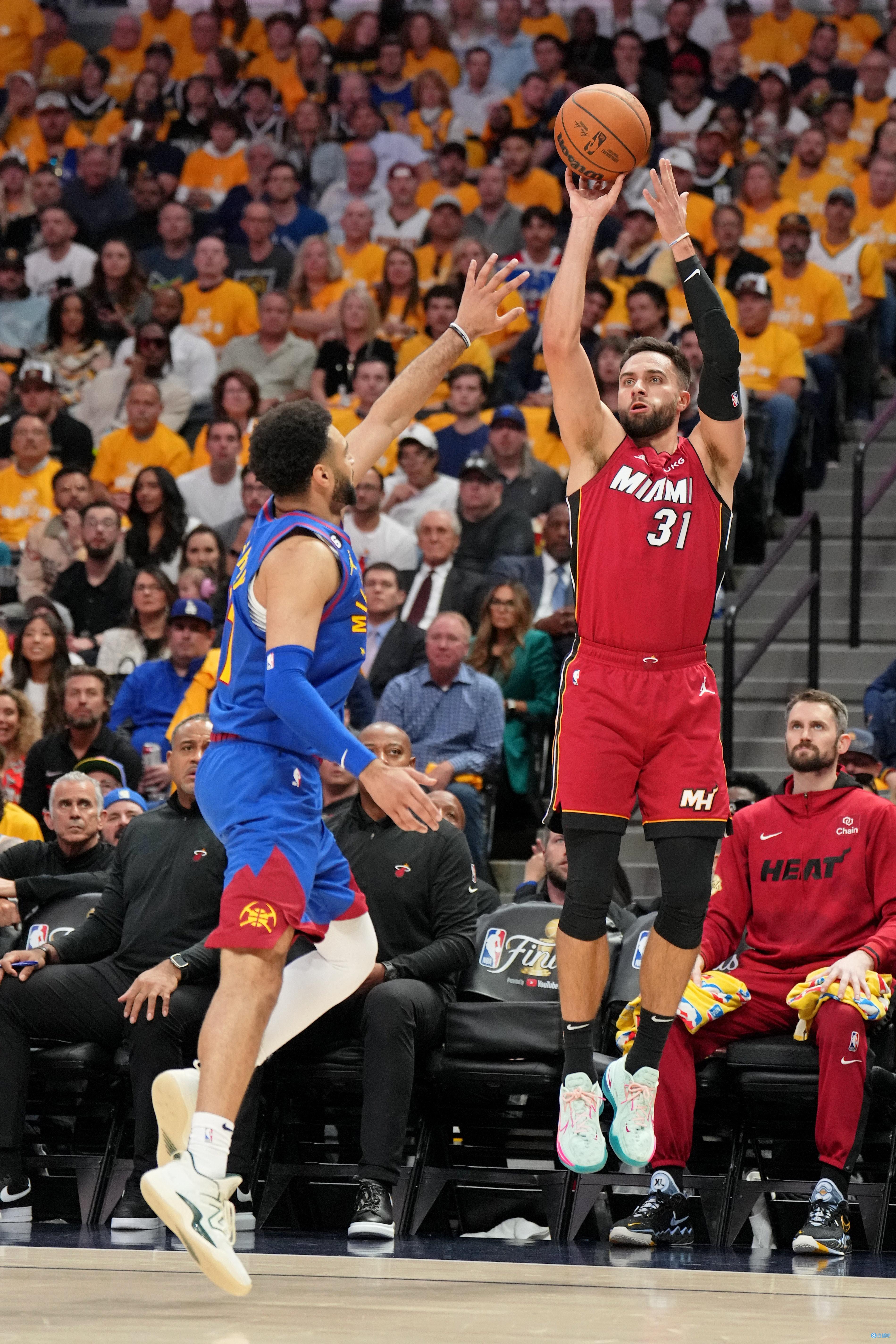 中路牵制拉 中路牵制拉